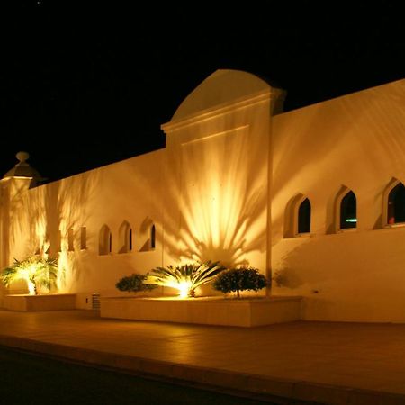 Alcalá de Guadaira Hotel Alkalat מראה חיצוני תמונה