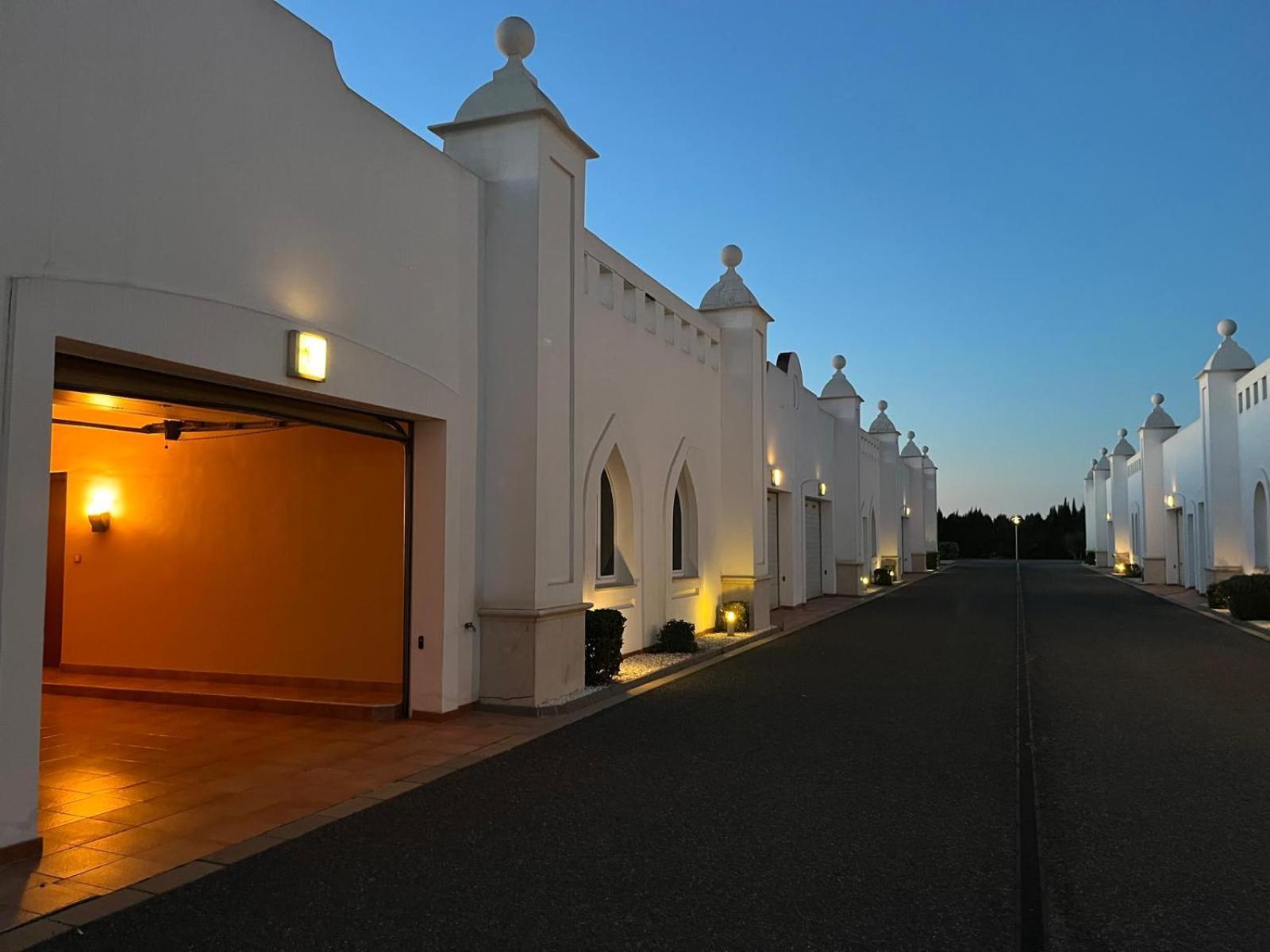 Alcalá de Guadaira Hotel Alkalat מראה חיצוני תמונה