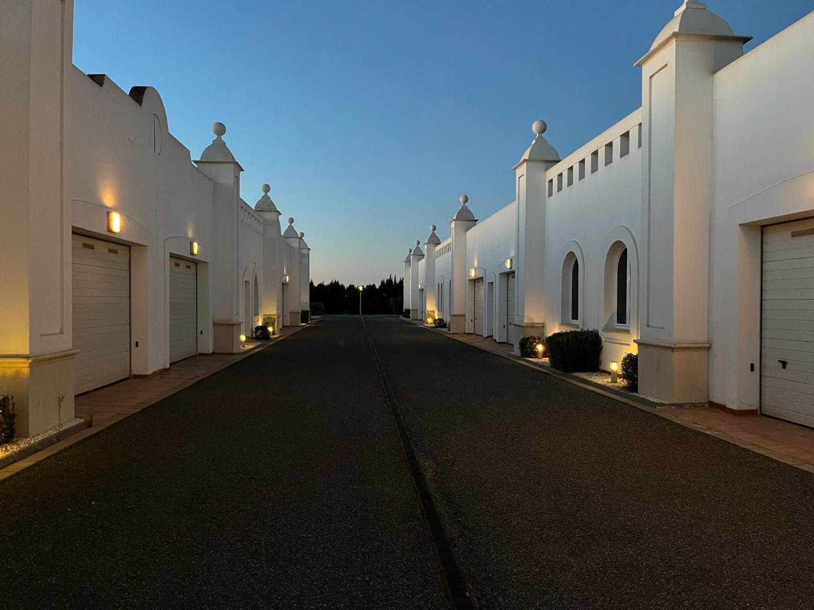 Alcalá de Guadaira Hotel Alkalat מראה חיצוני תמונה