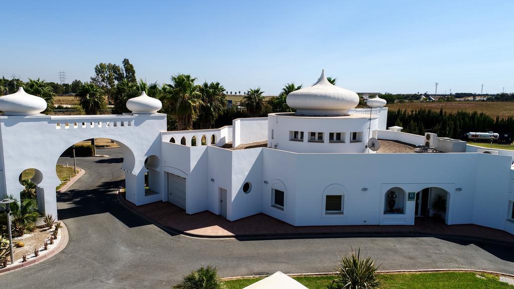 Alcalá de Guadaira Hotel Alkalat מראה חיצוני תמונה