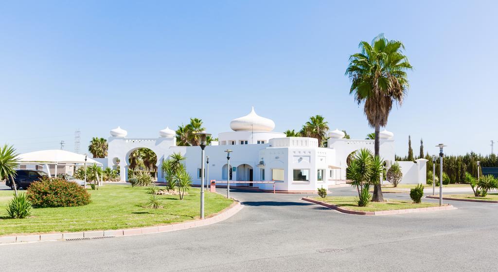 Alcalá de Guadaira Hotel Alkalat מראה חיצוני תמונה