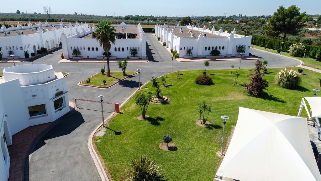 Alcalá de Guadaira Hotel Alkalat מראה חיצוני תמונה