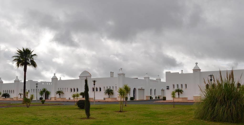 Alcalá de Guadaira Hotel Alkalat מראה חיצוני תמונה