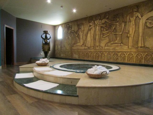 Alcalá de Guadaira Hotel Alkalat מראה חיצוני תמונה